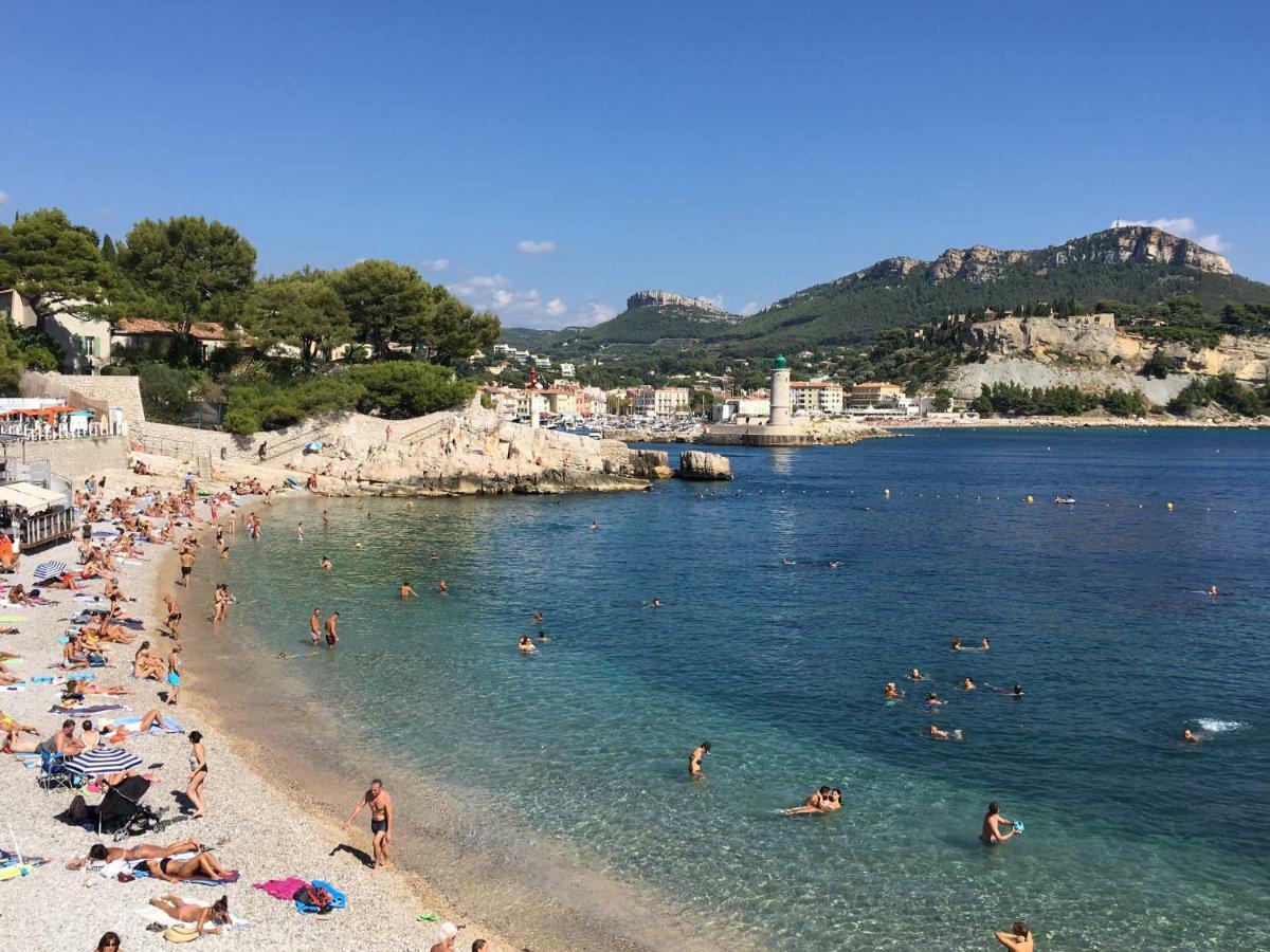 Large Private Garden, Quiet 2-Bedroom Apartment, Air Conditioning, Wifi, Parking Cassis Exterior photo